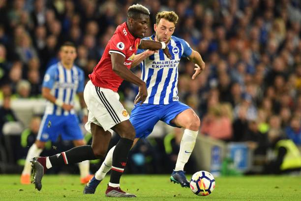 解说员在发 解说员在发